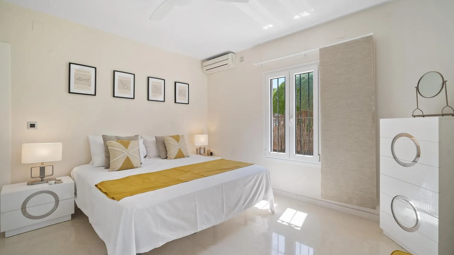 Villa Las Palmeras With Heated Pool, La Cala De Mijas Malaga